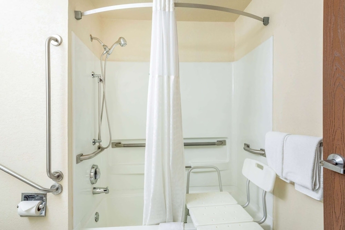 Imagen de la habitación del Hotel Super 8 By Wyndham Cheyenne Wy. Foto 14