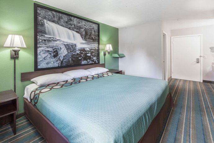 Imagen de la habitación del Hotel Super 8 By Wyndham Chickasha. Foto 4