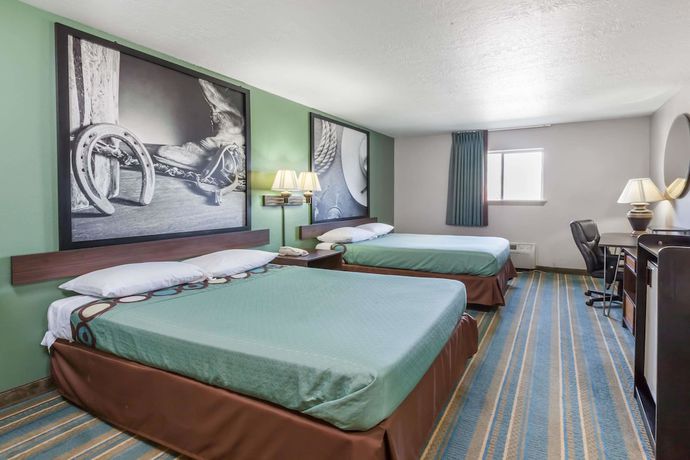 Imagen de la habitación del Hotel Super 8 By Wyndham Chickasha. Foto 5