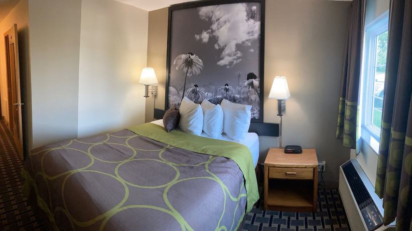 Imagen de la habitación del Hotel Super 8 By Wyndham Chisago City. Foto 6