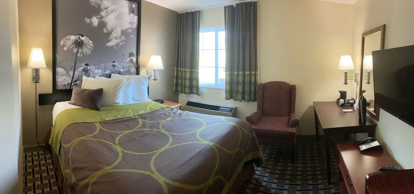 Imagen de la habitación del Hotel Super 8 By Wyndham Chisago City. Foto 7