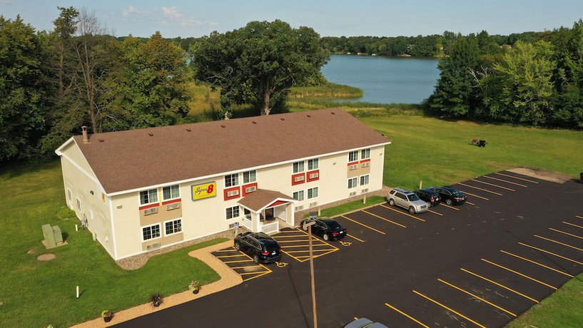 Imagen general del Hotel Super 8 By Wyndham Chisago City. Foto 1