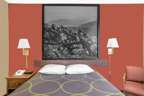 Imagen de la habitación del Hotel Super 8 By Wyndham Christiansburg/blacksburg Area. Foto 7