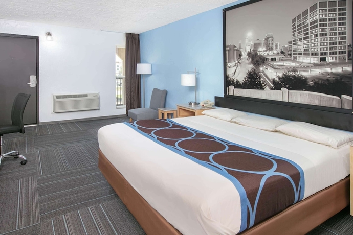 Imagen de la habitación del Hotel Super 8 By Wyndham City Of Moore. Foto 12