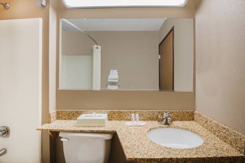 Imagen de la habitación del Hotel Super 8 By Wyndham Clearfield. Foto 2