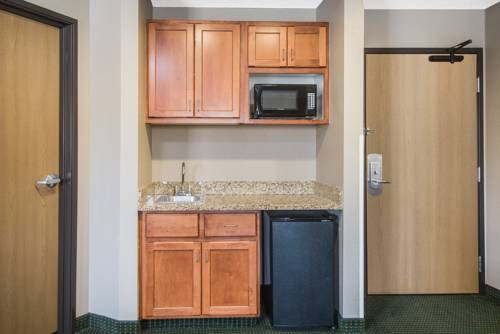 Imagen de la habitación del Hotel Super 8 By Wyndham Clearfield. Foto 11