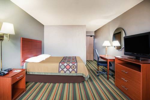 Imagen de la habitación del Hotel Super 8 By Wyndham Clearfield. Foto 12