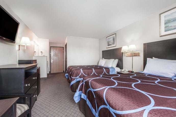 Imagen de la habitación del Hotel Super 8 By Wyndham Cleveland Tx. Foto 8