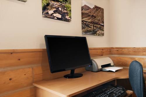 Imagen de la habitación del Hotel Super 8 By Wyndham Cody. Foto 7