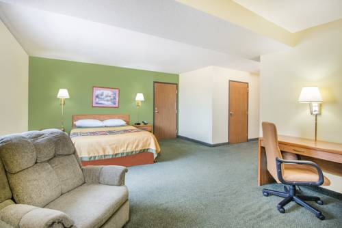 Imagen de la habitación del Hotel Super 8 By Wyndham Colby. Foto 7