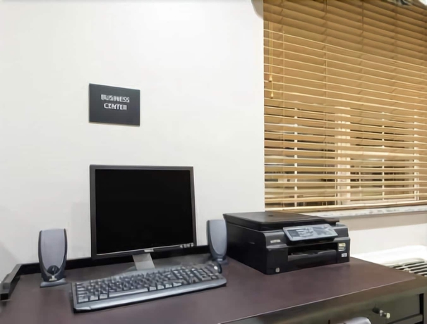 Imagen de los interiores del Hotel Super 8 By Wyndham Colorado City. Foto 15