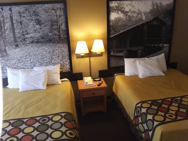 Imagen de la habitación del Hotel Super 8 By Wyndham Columbia East. Foto 2
