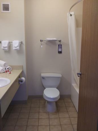 Imagen de la habitación del Hotel Super 8 By Wyndham Columbia East. Foto 7