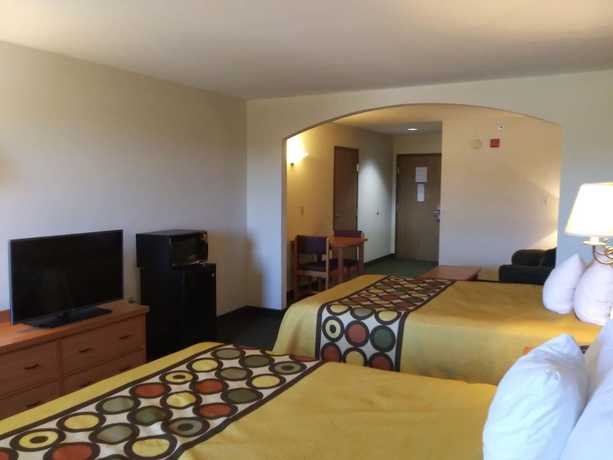 Imagen de la habitación del Hotel Super 8 By Wyndham Columbia East. Foto 8