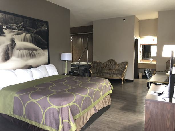 Imagen de la habitación del Hotel Super 8 By Wyndham Columbia. Foto 6