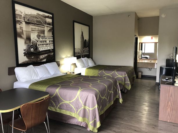 Imagen de la habitación del Hotel Super 8 By Wyndham Columbia. Foto 7