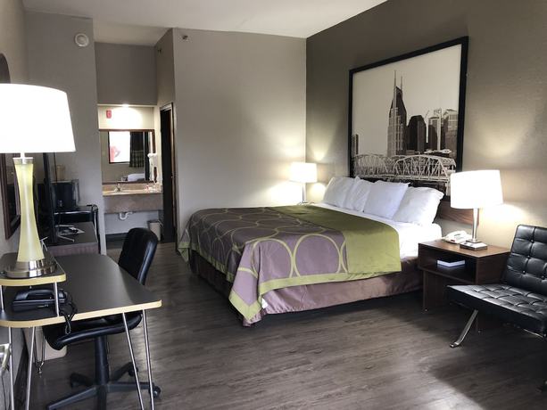 Imagen de la habitación del Hotel Super 8 By Wyndham Columbia. Foto 8