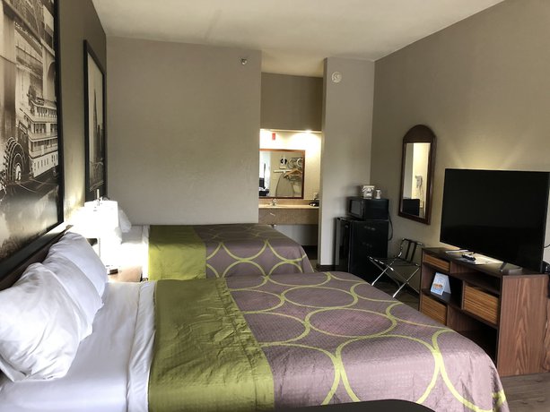 Imagen de la habitación del Hotel Super 8 By Wyndham Columbia. Foto 10