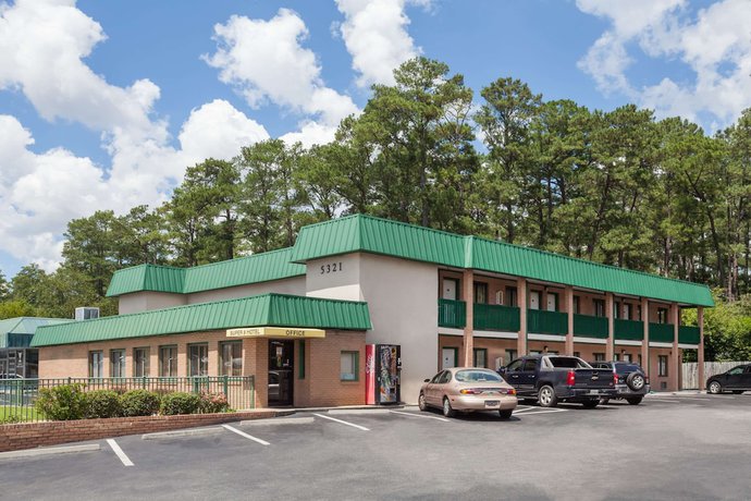 Imagen general del Hotel Super 8 By Wyndham Columbia Sc / Ft. Jackson. Foto 1