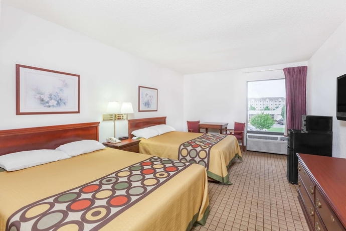 Imagen de la habitación del Hotel Super 8 By Wyndham Conway. Foto 4