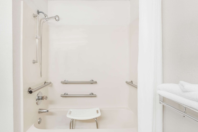 Imagen de la habitación del Hotel Super 8 By Wyndham Conway. Foto 6