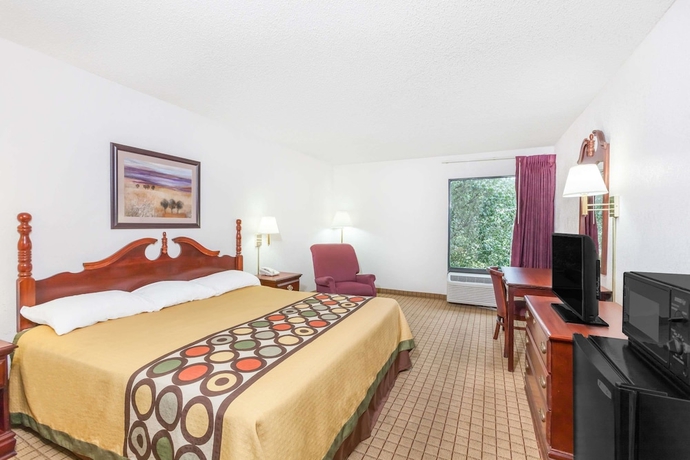Imagen de la habitación del Hotel Super 8 By Wyndham Conway. Foto 9