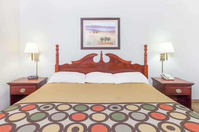 Imagen de la habitación del Hotel Super 8 By Wyndham Conway. Foto 10