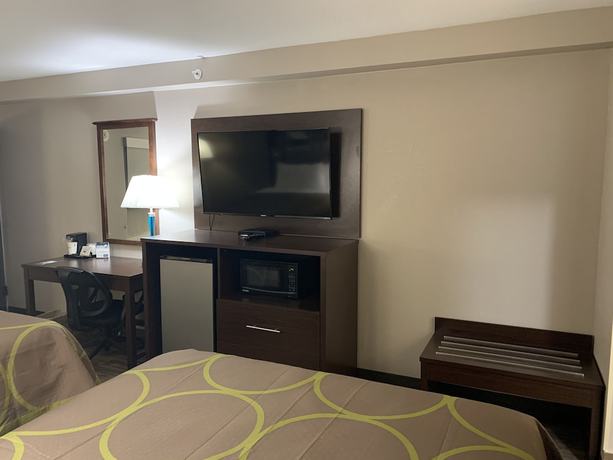 Imagen de la habitación del Hotel Super 8 By Wyndham Cookeville. Foto 8