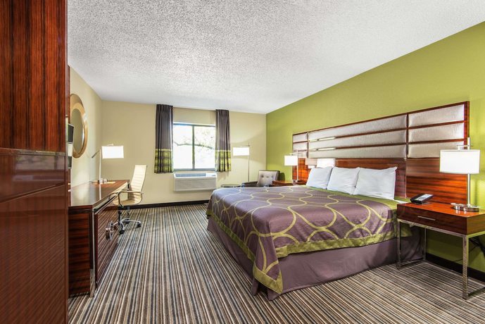 Imagen de la habitación del Hotel Super 8 By Wyndham Copley Akron. Foto 9