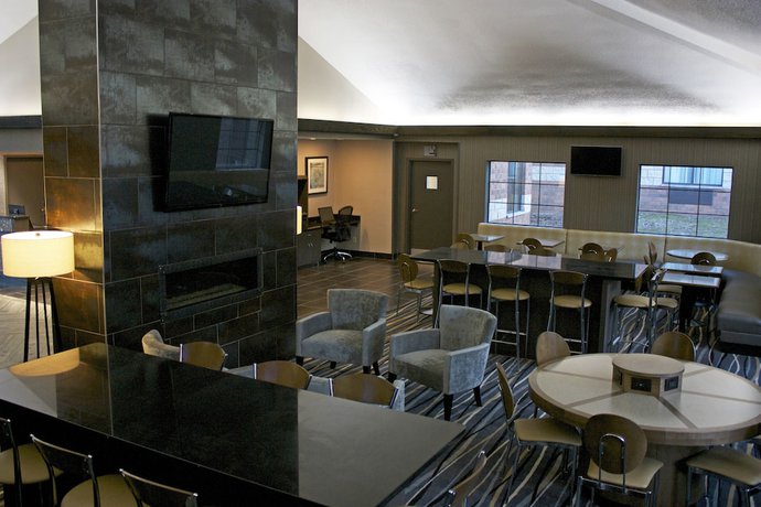 Imagen de los interiores del Hotel Super 8 By Wyndham Copley Akron. Foto 20