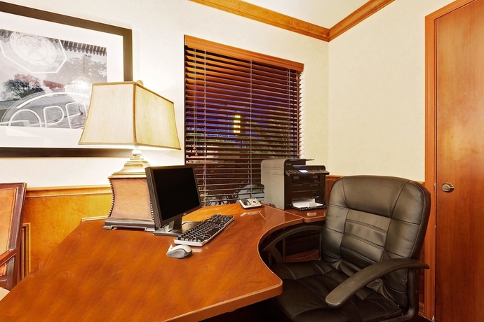 Imagen de los interiores del Hotel Super 8 By Wyndham Corpus Christi Northwest. Foto 13