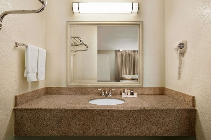 Imagen de la habitación del Hotel Super 8 By Wyndham Corsicana. Foto 17