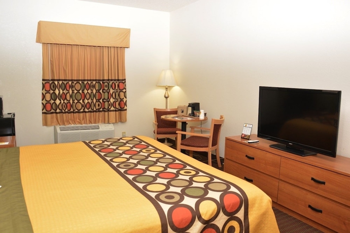 Imagen de la habitación del Hotel Super 8 By Wyndham Corydon. Foto 3