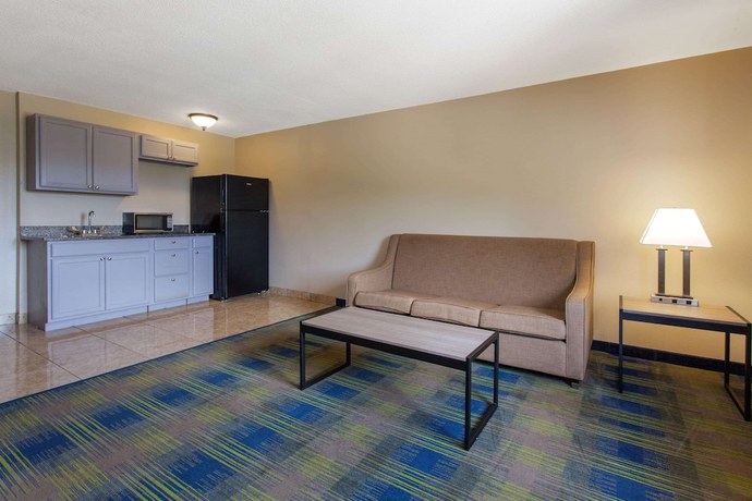 Imagen de la habitación del Hotel Super 8 By Wyndham Cromwell/middletown. Foto 5