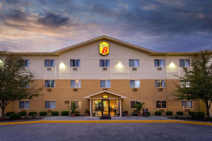 Imagen general del Hotel Super 8 By Wyndham Cromwell/middletown. Foto 1