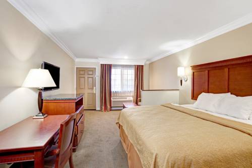 Imagen de la habitación del Hotel Super 8 By Wyndham Cypress Buena Park Area. Foto 6