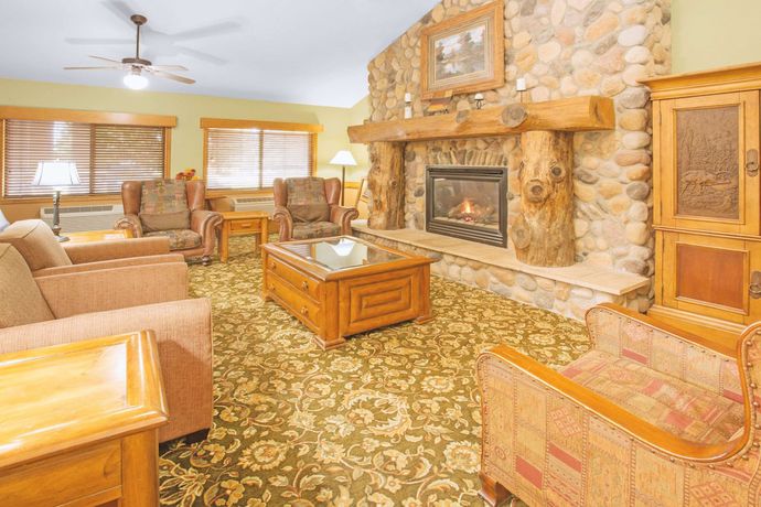 Imagen de los interiores del Hotel Super 8 By Wyndham Davenport. Foto 13