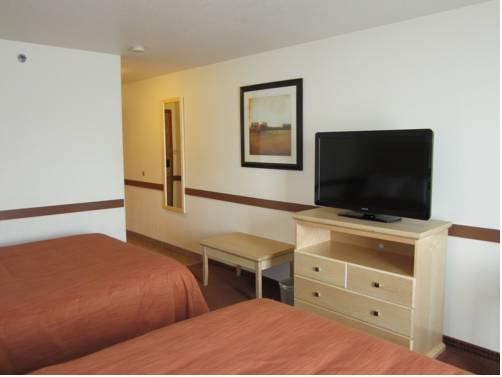 Imagen de la habitación del Hotel Super 8 By Wyndham Dawson Creek. Foto 9