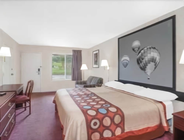 Imagen de la habitación del Hotel Super 8 By Wyndham Decatur Priceville. Foto 13