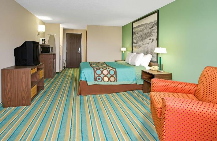 Imagen de la habitación del Hotel Super 8 By Wyndham Denver Stapleton. Foto 4