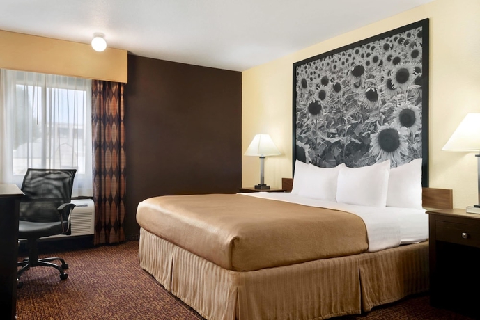 Imagen de la habitación del Hotel Super 8 By Wyndham Des Moines. Foto 1