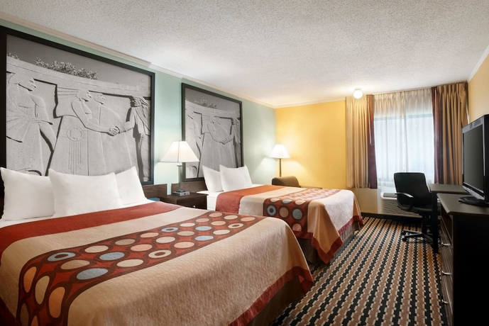 Imagen de la habitación del Hotel Super 8 By Wyndham Des Moines. Foto 8