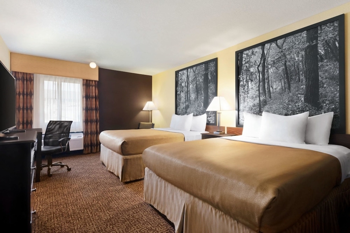Imagen de la habitación del Hotel Super 8 By Wyndham Des Moines. Foto 9