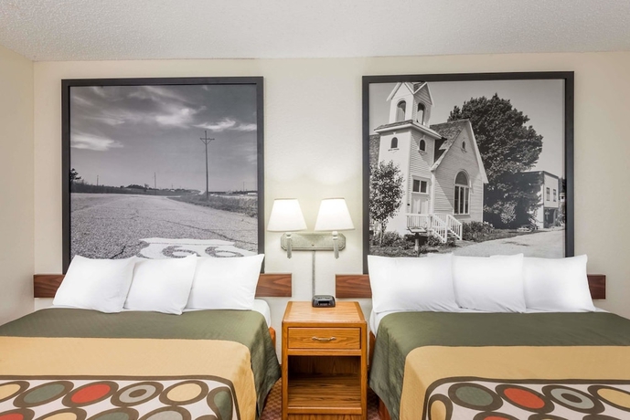 Imagen de la habitación del Hotel Super 8 By Wyndham Dodge City. Foto 6