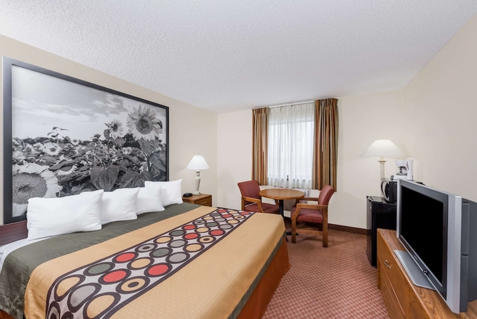 Imagen de la habitación del Hotel Super 8 By Wyndham Dodge City. Foto 7