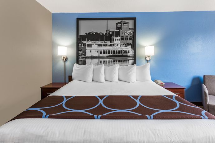 Imagen de la habitación del Hotel Super 8 By Wyndham Dubuque. Foto 8
