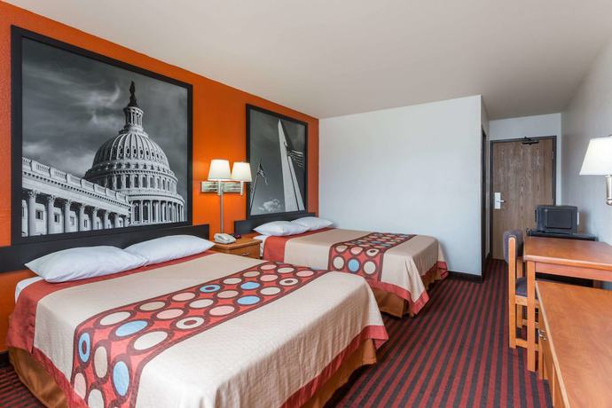 Imagen de la habitación del Hotel Super 8 By Wyndham Dumfries/quantico. Foto 4