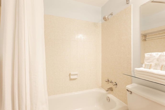Imagen de la habitación del Hotel Super 8 By Wyndham Duncan, Duncan. Foto 9