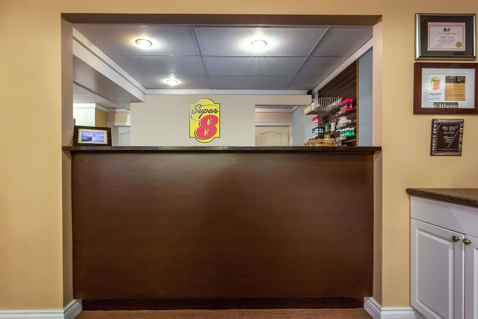 Imagen de los interiores del Hotel Super 8 By Wyndham Duncan, Duncan. Foto 14