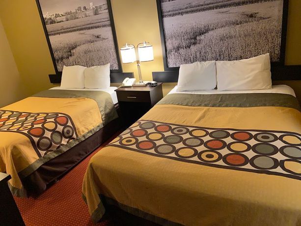 Imagen de la habitación del Hotel Super 8 By Wyndham Eau Claire Wi. Foto 13